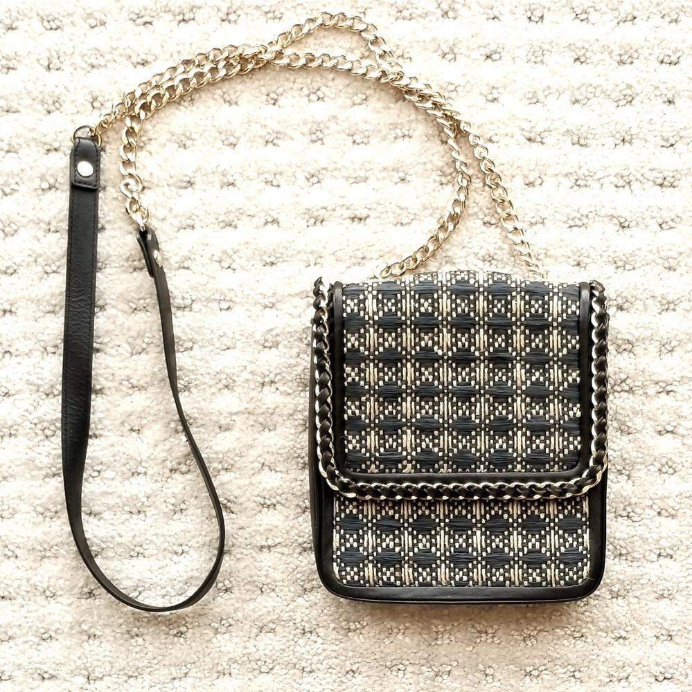 Henri Bendel Crossbody - Like New